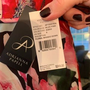 Woman’s Size 8 Dress.